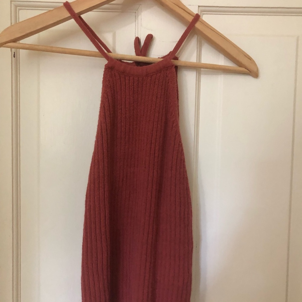 Halter top w/ open back